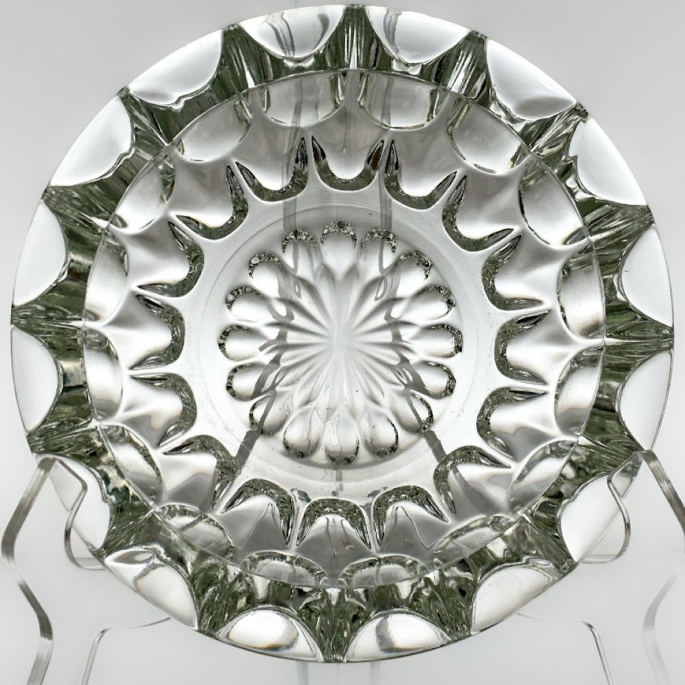 RETRO Glass Ashtray | Vintage 1970s Pressed Glass Heavy Ashtray | Unique Barware - Picture 2 of 7